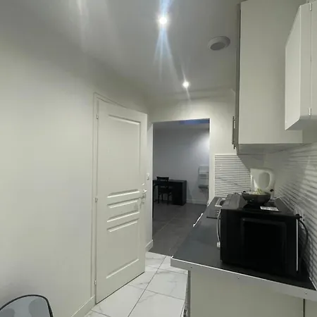 La Petite Halte Du Marechal Apartmán *